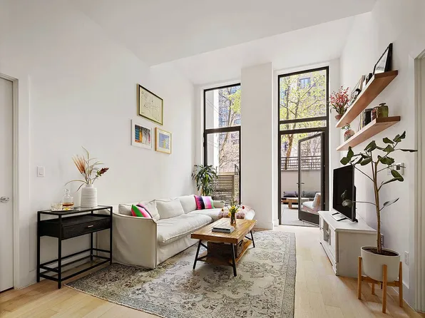 111 Montgomery St #1C, Brooklyn, NY 11225