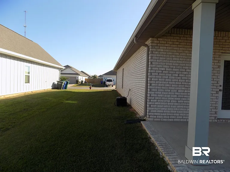 22928 Lieutenant Ave — Photo 6