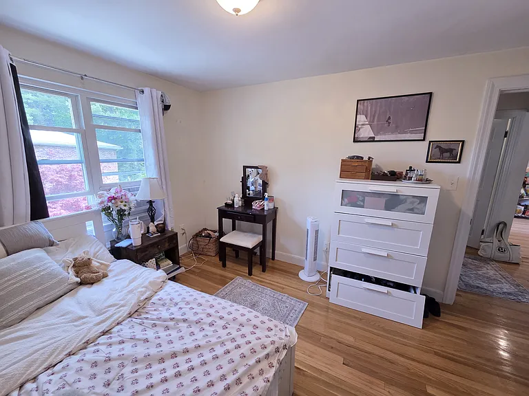 12-14 Louise Rd — Photo 14