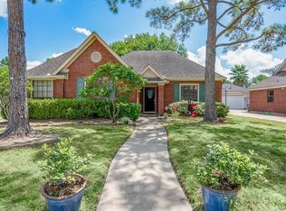 7510 Forest Dawn Way, Houston, TX 77095