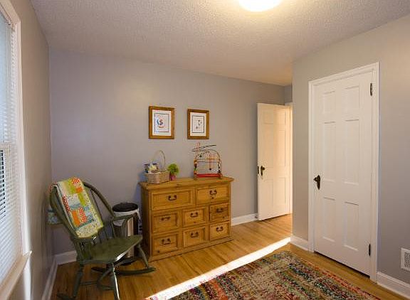 4th image of 6838 Logan Ave S
