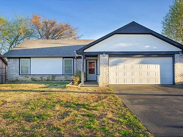 805 North St, Barling, AR 72923