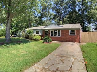 300 Dodge Dr, Virginia Beach, VA 23452