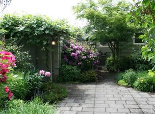 1554 Charnelton Aly, Eugene, OR 97401