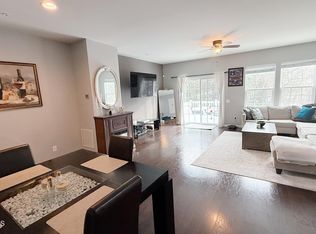110 Halliard Dr, Eatontown, NJ 07724