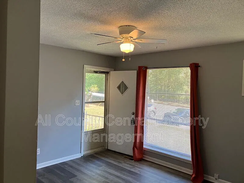 2 bed, 1.0 bath, 1000 sqft, $965 — Photo 4