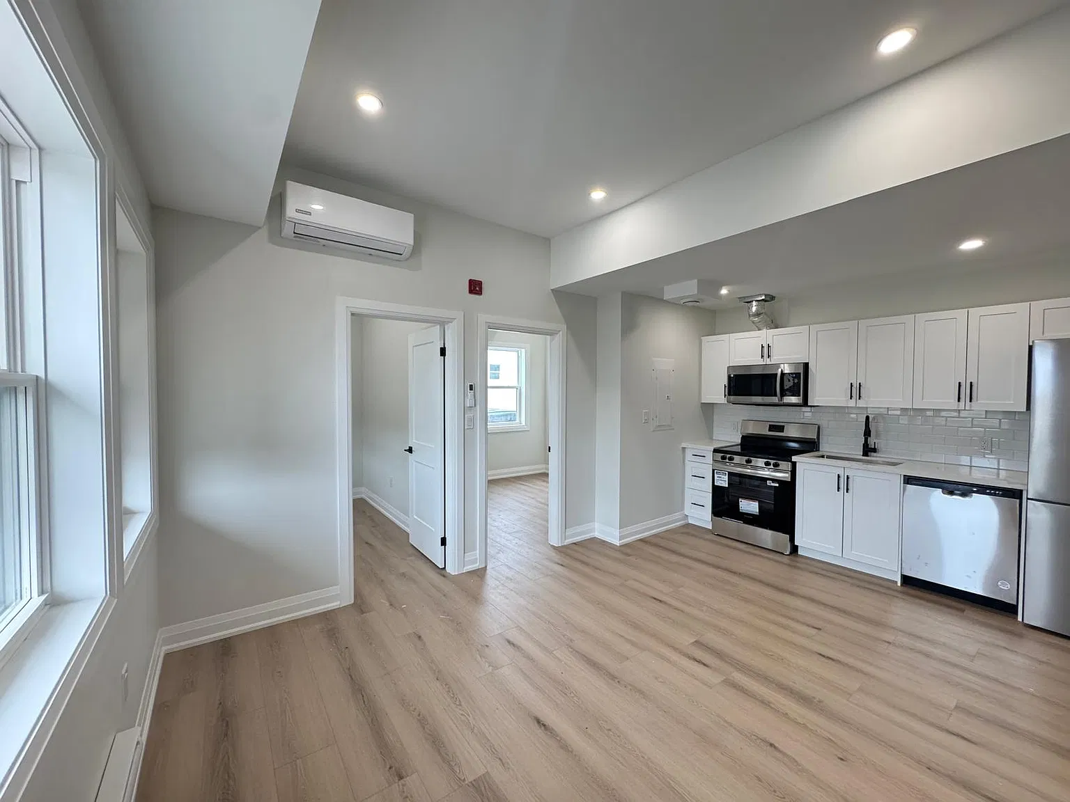 53 Ontario Rd — Photo 2