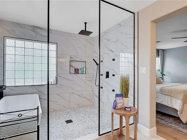 10400 Raining Sky St — Photo 23