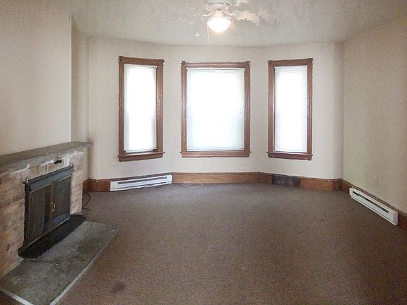 2nd image of 253 W Lancaster Ave #1