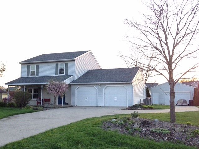 1st image of 487 Pauly Dr