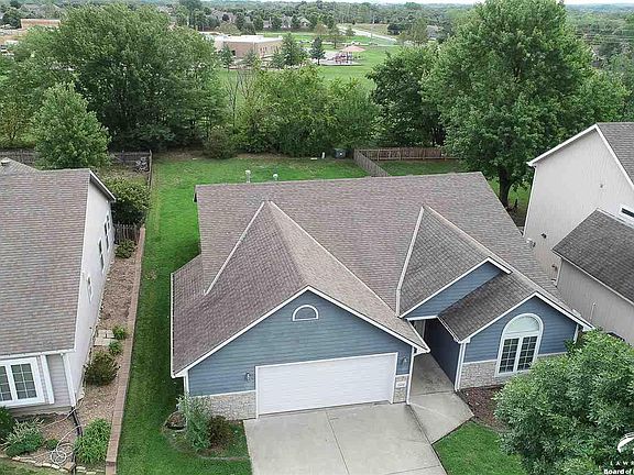 2nd image of 2616 Bluestem Dr
