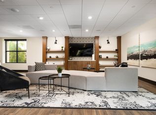 Los Alamitos Luxury Apartments, Los Alamitos, CA 90720