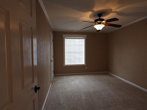 5th image of 1504 Aldridge Dr