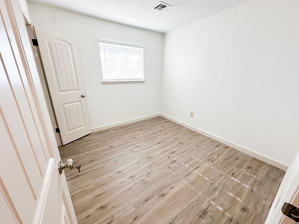 1st image of 4605 NW Ozmun Ave #3