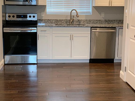 3rd image of 1800 6th Ave #1