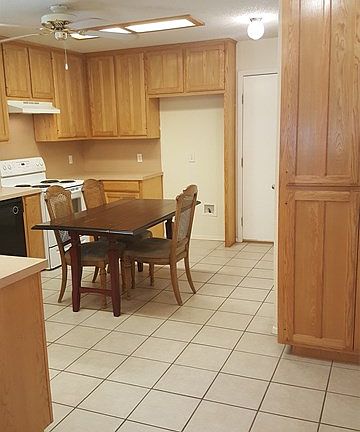 2nd image of 2102 Westwind Dr