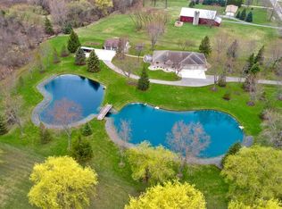 2256 Old Martin Rd, De Pere, WI 54115