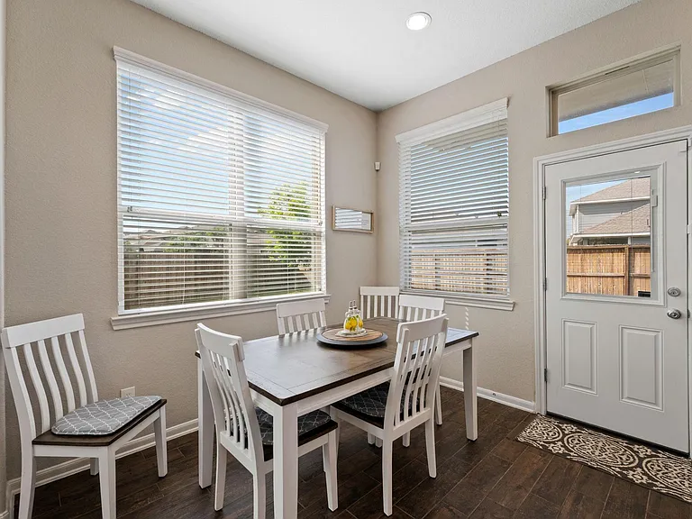 25330 Fallen Acorn Ct — Photo 13
