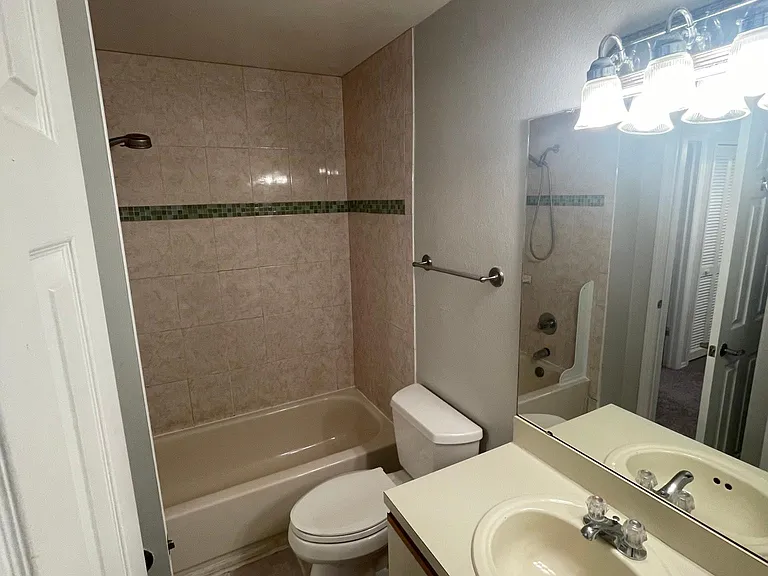 3308 Fox Hunt Dr — Photo 5