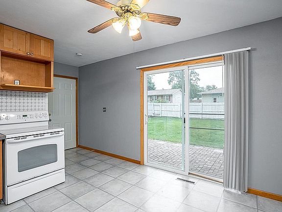 5th image of 2906 Broadlawn Ave