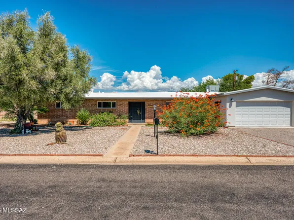 7423 E Calle Madero, Tucson, AZ 85710