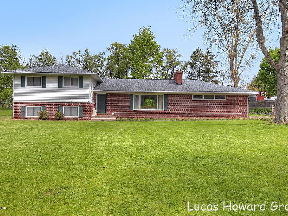 1st image of 1771 Acacia Dr NW