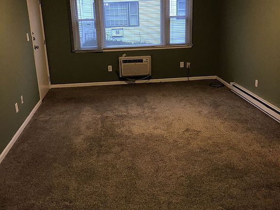 Royal Oak 2018 Living Room