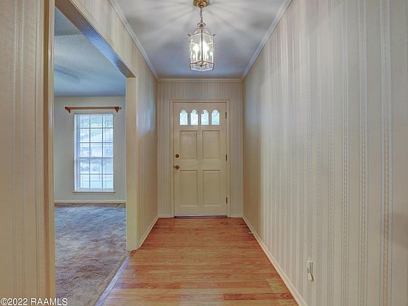 4th image of 104 Creekwood Dr