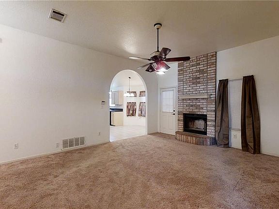 2nd image of 4405 Hitchrock Dr