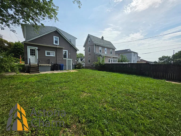 3909 Fleetwood Ave — Photo 54