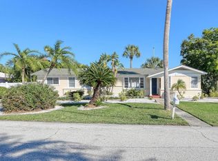 975 Narcissus Ave, Clearwater, FL 33767