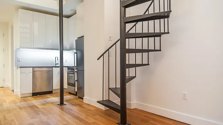 Rented by Nooklyn NYC LLC | media 68