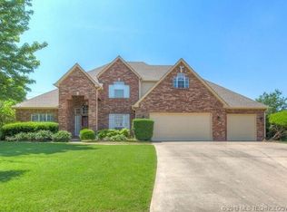 9102 N 137th Ave E, Owasso, OK 74055