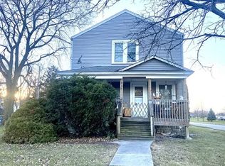 901 S 7th St #2, Dekalb, IL 60115