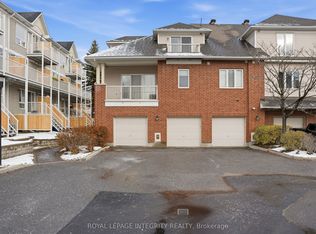10 Daybreak St #B, Ottawa, ON K2G 6T9