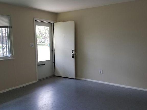 4th image of 5454 Broomall St