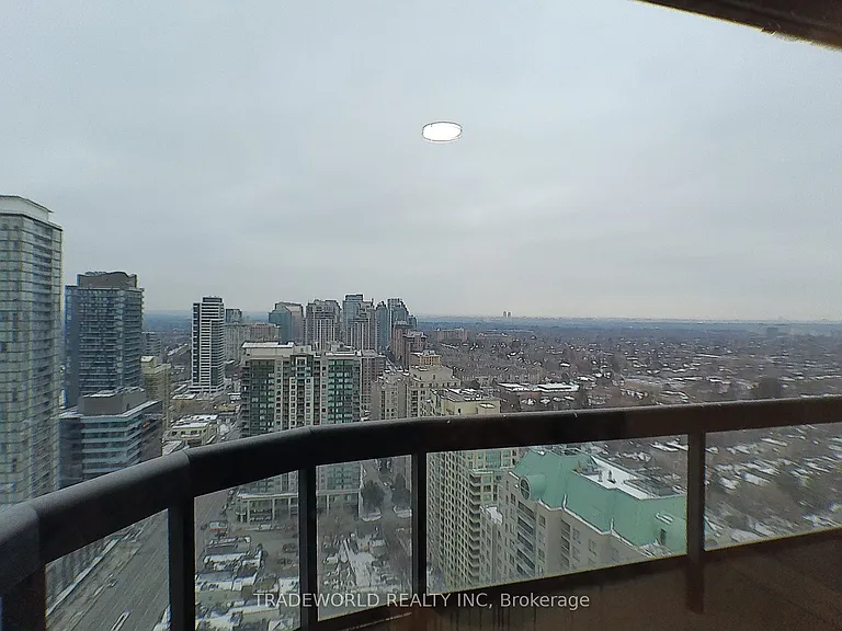 33 Empress Ave #3002 — Photo 21