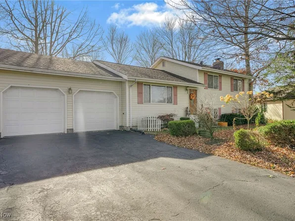 1547 Oak Ln, Ashtabula, OH 44004