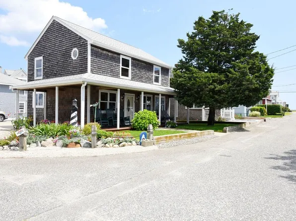 14 Brighton St, Marshfield, MA 02050