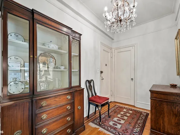 322 West 72nd Street image 4 of 12