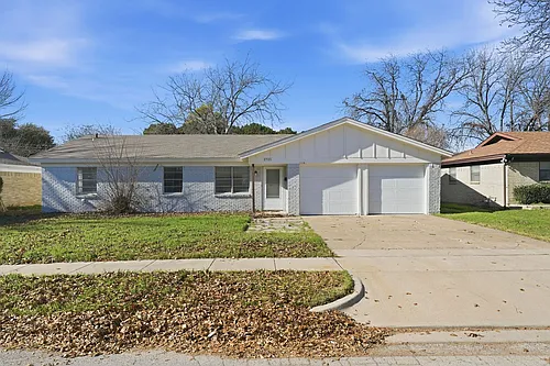 2721 Ash Park Dr Photo 1