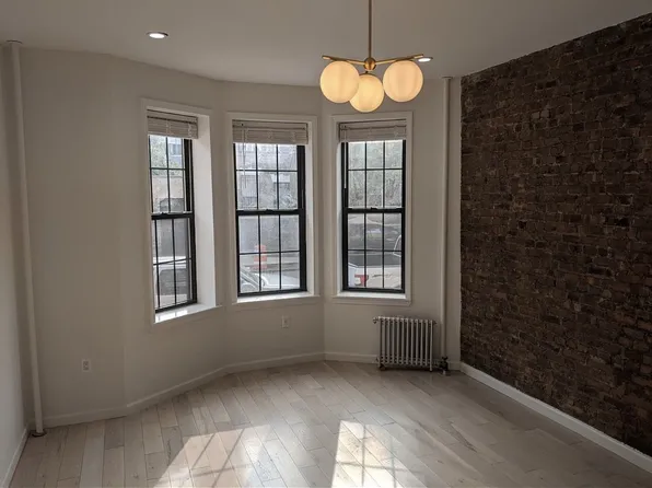 582 East 28th Street image 4 of 6