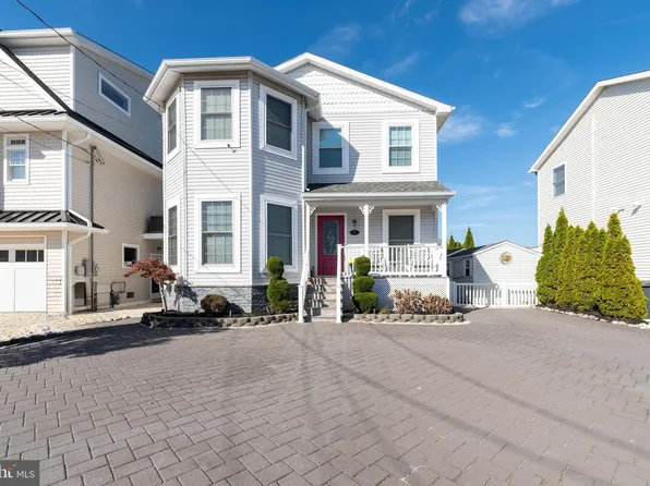 24 Dorothy Dr, Manahawkin, NJ 08050
