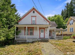 212 Alder St, South Bend, WA 98586