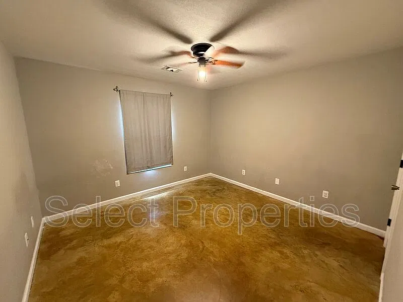 2 bed, 1.0 bath, 600 sqft, $700 — Photo 4