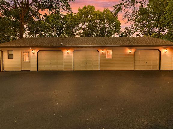 5th image of 1744 Lake Bluff Drive