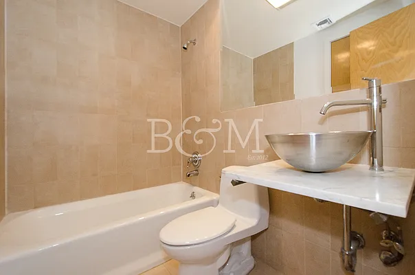 Sold by Brick&Mortar | media 12