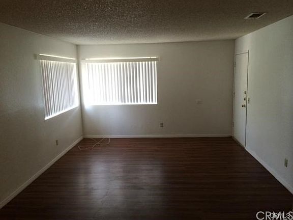 3rd image of 1110 Oxford Dr APT C