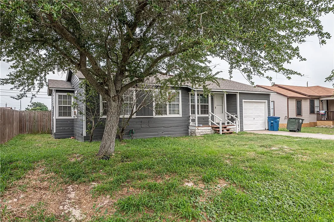 Building Photo - 2307 Greer Dr