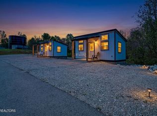 5087 Eagles Cove Rd, Byrdstown, TN 38549